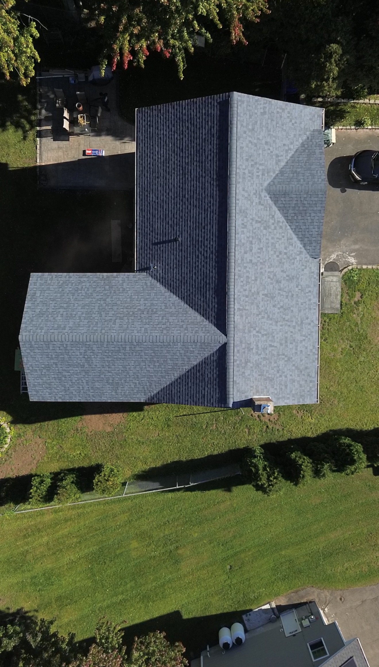 Gray shingle roof at a JML project in Meriden, Connecticut